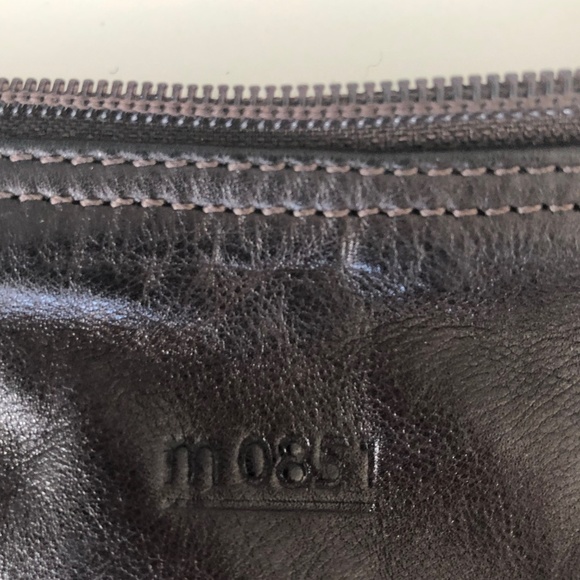 MO851 brown leather soft cross-body bag - Picture 3 of 8